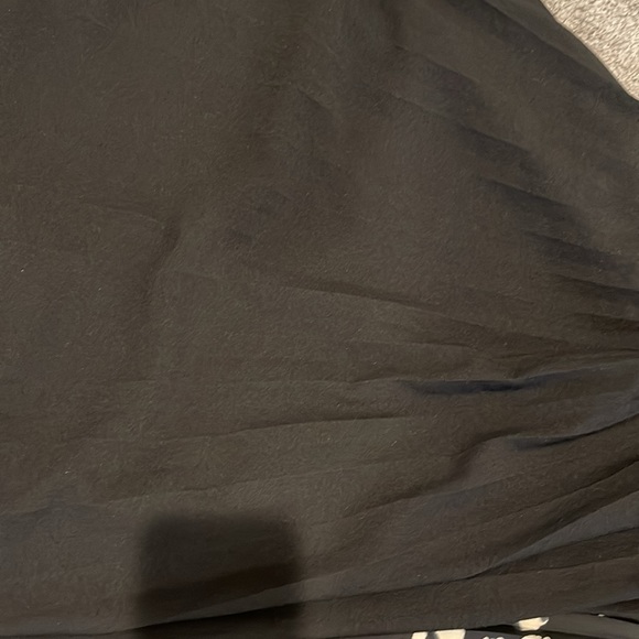 Skirts - Picture 5 of 6